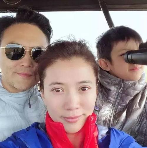 袁咏仪吃瓜儿子视频,温馨家庭生活曝光