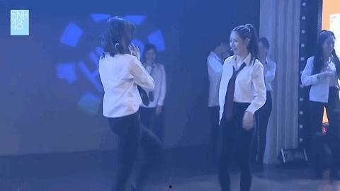 美女景点吃瓜视频在线观看,热门吃瓜视频在线观看大盘点