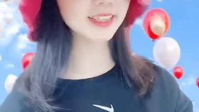 旅游吃瓜女孩抖音视频,跟吃瓜女孩一起解锁旅游地特色美食之旅