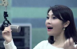 吃瓜视频配音女生叫什么,揭秘吃瓜视频配音女生的魅力风采