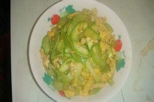 吃角瓜炒鸡蛋视频教程,角瓜炒鸡蛋，简单易学教程